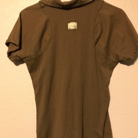 Ladies’ Oakley. Medium. Creative Design - Picture 4 of 6